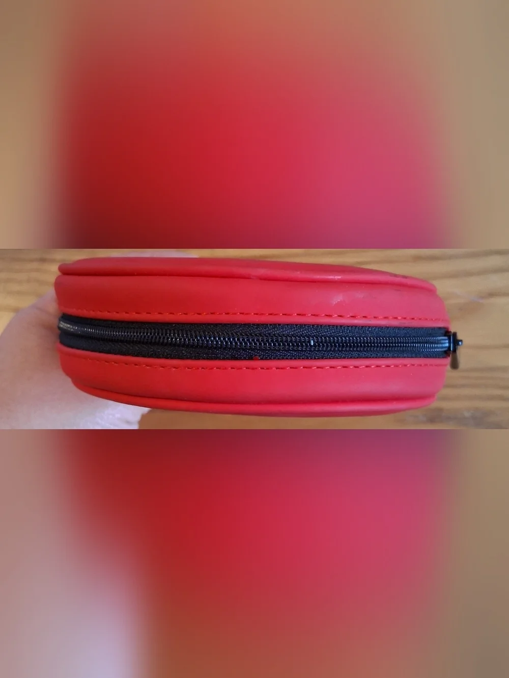 EUC Dior Beauty Red Circular Cosmetic Makeup Travel Coin Pouch Bag